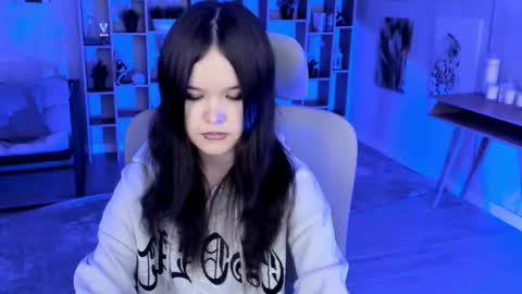 Your sweet girl online show from October 2025 08:19:01 PM