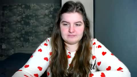 Elanis online show from January 2025 04:12:02 PM