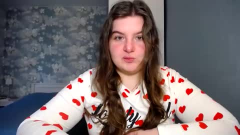 Elanis online show from March 2025 10:00:02 AM