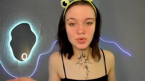 elastikiss online show from March 2026 04:31:01 AM