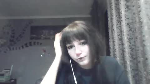 Lia online show from April 2026 06:10:01 PM