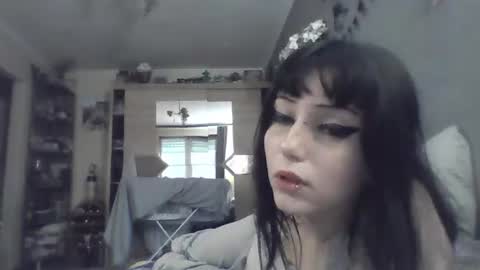 Snapshot of elaynetanton chatting on June 2026 02:24:02 AM Lia online show from June 2026 02:24:02 AM