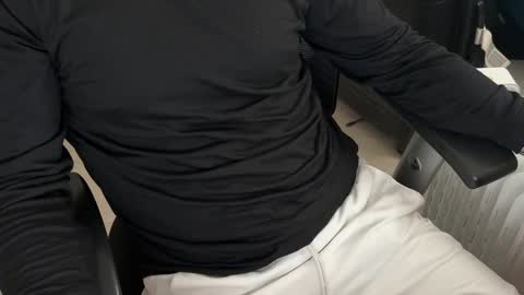 Snapshot of elc_2 chatting on February 2025 01:51:02 PM elc_2 online show from February 2025 01:51:02 PM