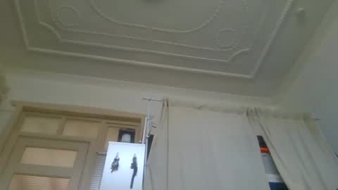 daniel18cmx online show from November 2025 02:02:02 AM