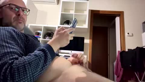 Eldiablo844 online show from November 2025 09:57:01 PM