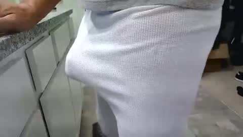 eldongue2024 online show from December 2024 03:00:02 PM