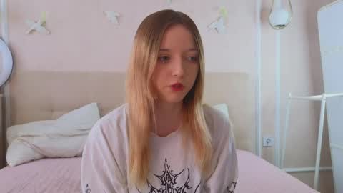 Snapshot of eleanorahurley chatting on March 2026 10:07:01 AM Ill be anything for you online show from March 2026 10:07:01 AM