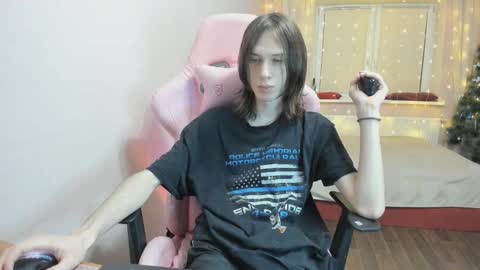 eleganc3 online show from February 2026 07:01:02 PM