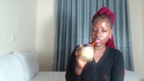 Nika online show from February 2025 06:38:01 PM