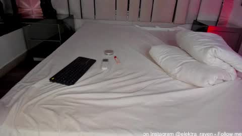 elektra_raven online show from September 2025 03:06:02 PM