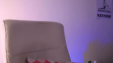  Elektra Sky  online show from February 2025 04:00:02 PM