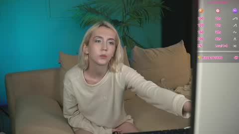 Elen  online show from May 2026 06:18:01 AM