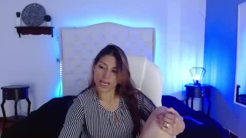 Elena online show from December 2024 12:19:02 PM