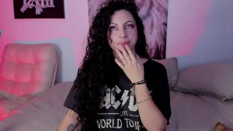 Elena  online show from February 2025 07:03:01 AM