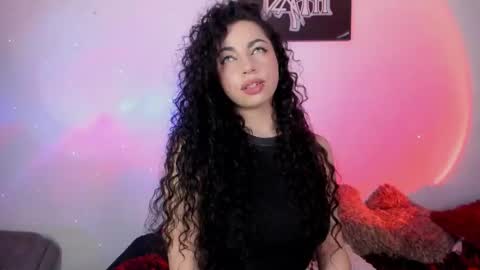 Elena  online show from January 2026 04:53:02 PM