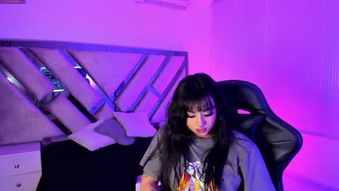 Snapshot of elena_tylor chatting on July 2026 12:57:01 AM elena_tylor online show from July 2026 12:57:01 AM