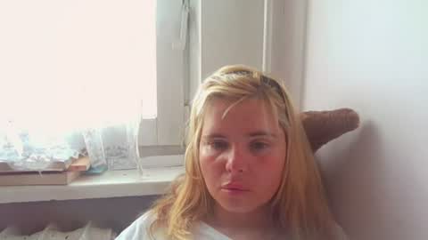 Snapshot of elenaflirt chatting on June 2026 08:49:02 AM Elena online show from June 2026 08:49:02 AM