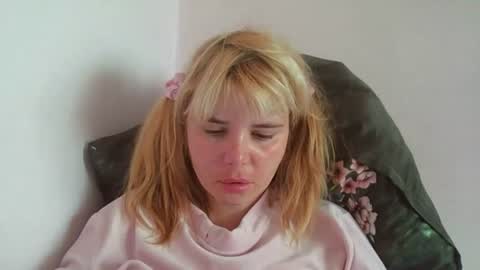 Snapshot of elenaflirt chatting on July 2026 03:03:01 PM Elena online show from July 2026 03:03:01 PM