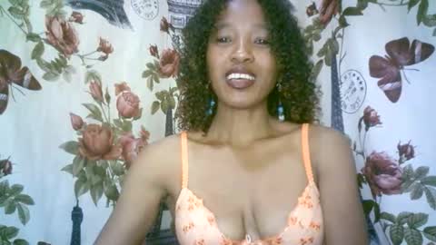 elenah013 online show from December 2025 07:38:02 AM