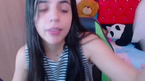 agnes online show from February 2025 08:51:02 PM