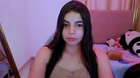 Snapshot of elenna_hotx chatting on June 2026 05:39:02 PM agnes online show from June 2026 05:39:02 PM