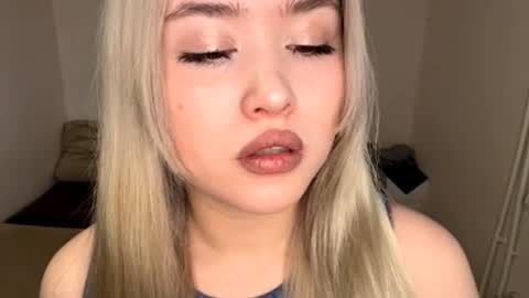 Agata online show from October 2025 05:11:02 AM