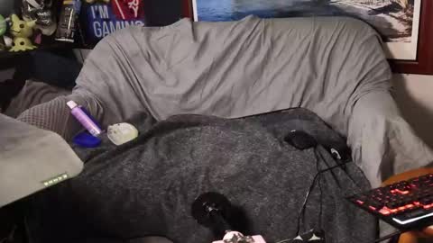 elephantrunkman online show from December 2025 04:43:01 AM