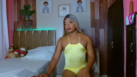 eletrabrowns online show from October 2025 06:03:01 AM