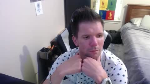 Walker online show from September 2025 05:14:01 PM