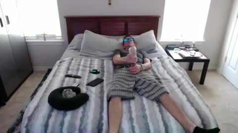 Walker online show from October 2025 07:11:01 PM