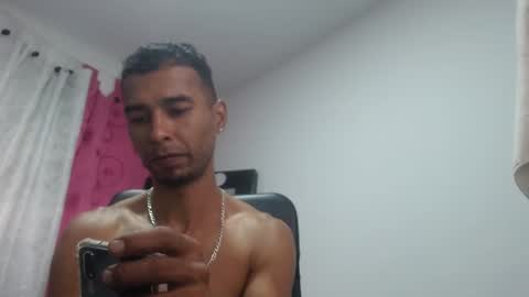 elherrero2024 online show from December 2024 05:19:01 PM