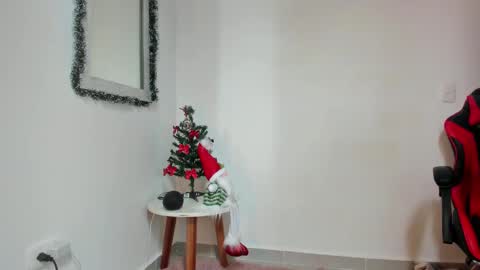 Elizabeth online show from December 2024 05:29:02 PM