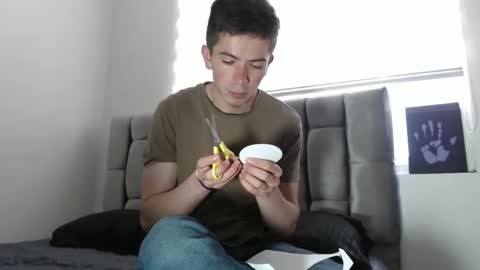 Elian online show from December 2024 05:29:02 PM