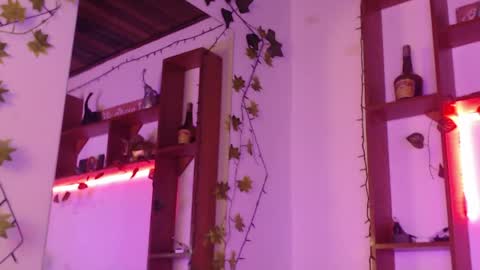 eliana_meaw online show from April 2026 01:07:01 AM