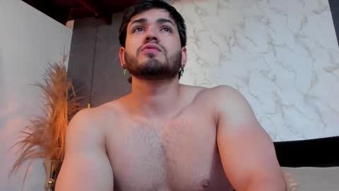 Elian online show from November 2025 01:00:01 PM