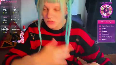 Snapshot of elieiza_xo chatting on July 2026 09:27:01 AM elieiza_xo online show from July 2026 09:27:01 AM