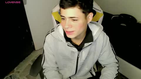 bby-santy online show from October 2025 12:02:01 PM