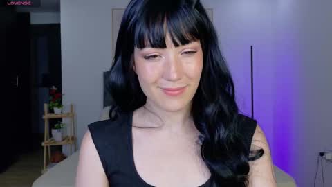 eliiih_ online show from October 2025 02:20:01 AM