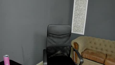ElijahThorne online show from July 2026 11:58:01 AM