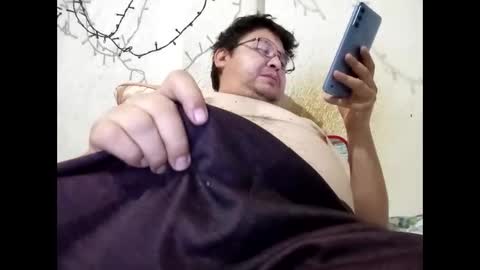 Snapshot of elimposstor chatting on April 2026 06:00:02 AM elimposstor online show from April 2026 06:00:02 AM