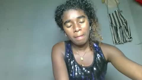 Snapshot of elina981 chatting on March 2026 06:17:01 AM elina981 online show from March 2026 06:17:01 AM