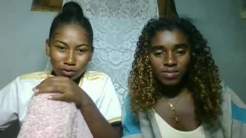 Snapshot of elina981 chatting on March 2026 09:21:02 PM elina981 online show from March 2026 09:21:02 PM