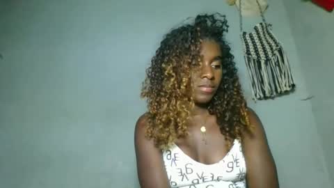 Snapshot of elina981 chatting on March 2026 05:07:01 PM elina981 online show from March 2026 05:07:01 PM