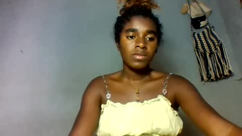 Snapshot of elina981 chatting on March 2026 07:24:01 AM elina981 online show from March 2026 07:24:01 AM