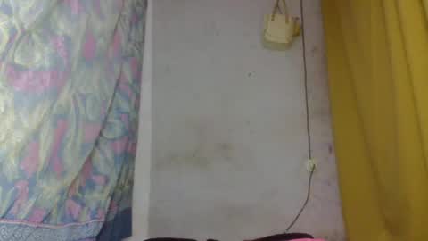 Snapshot of elina981 chatting on April 2026 06:05:02 PM elina981 online show from April 2026 06:05:02 PM