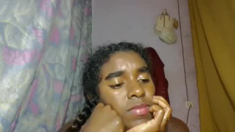 Snapshot of elina981 chatting on April 2026 10:10:02 PM elina981 online show from April 2026 10:10:02 PM