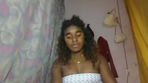 Snapshot of elina981 chatting on April 2026 10:41:01 AM elina981 online show from April 2026 10:41:01 AM
