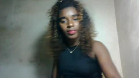 Snapshot of elina981 chatting on June 2026 04:44:01 PM elina981 online show from June 2026 04:44:01 PM