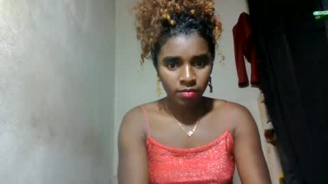 Snapshot of elina981 chatting on July 2026 02:57:01 PM elina981 online show from July 2026 02:57:01 PM