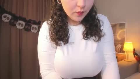 elina_star online show from October 2025 02:20:01 PM